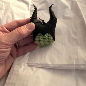 Bath and Body Works Evil Queen pocket back holderBlack and Green Horned Keychain